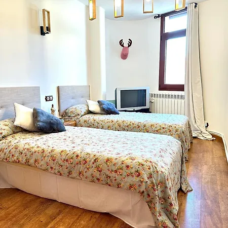 7 Plazas Lujo Junto A Telesilla Estacion Апартаменты